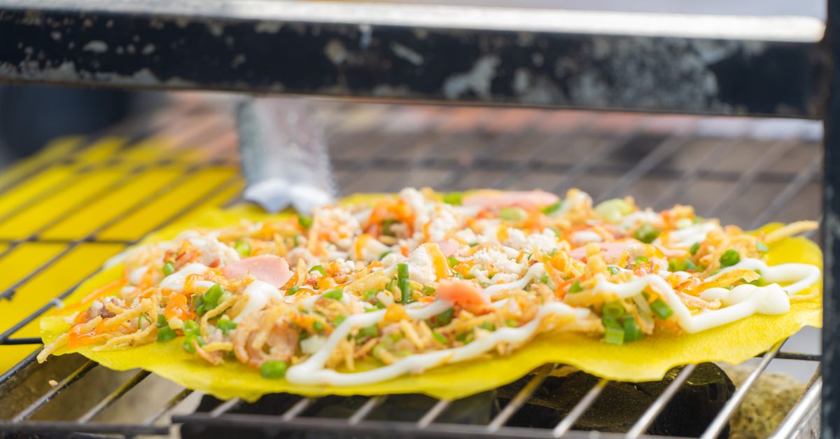 Air Fryer Rice Paper Pizza