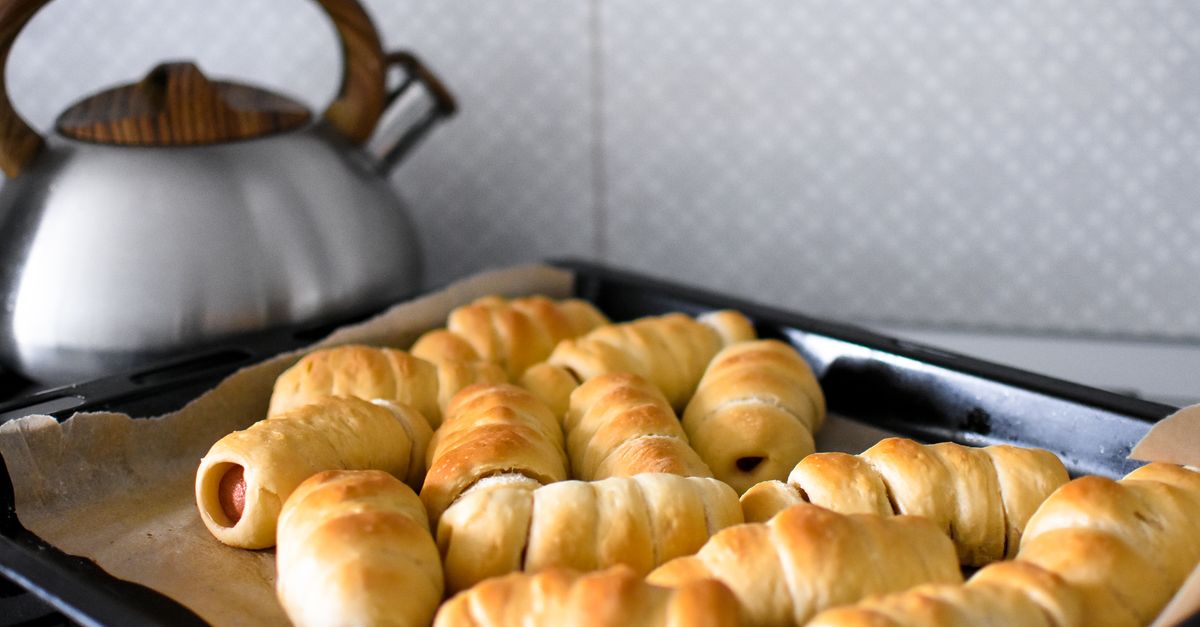 Classic Sausage Rolls