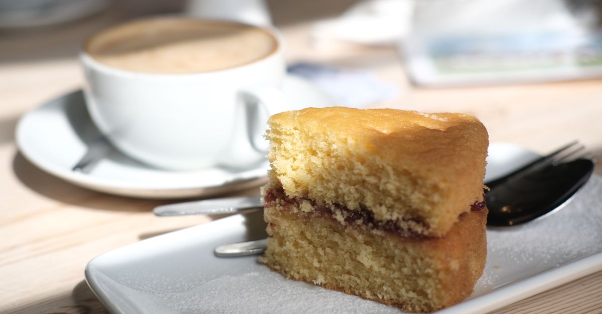 Classic Victoria Sponge