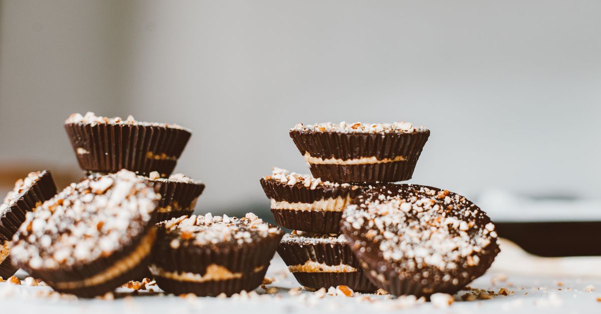 Peanut Butter Chocolate Cupcakes