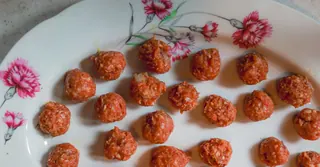Air Fryer Pork and Chive Meatballs